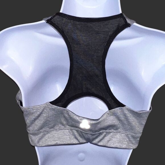 Tek Gear Front Zip Sports Bra Size Medium - Picture 3 of 4